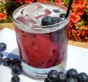 absinthe blueberry cocktail